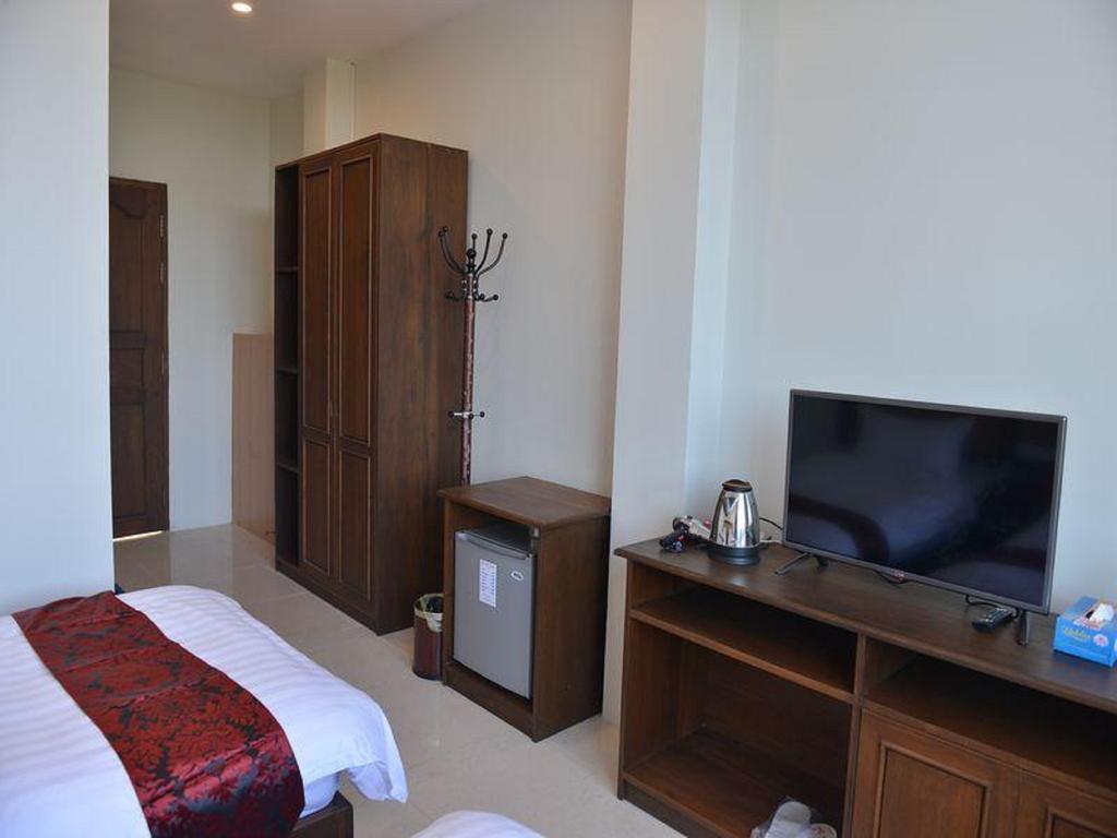 Hotel Myitkyinā Kültér fotó