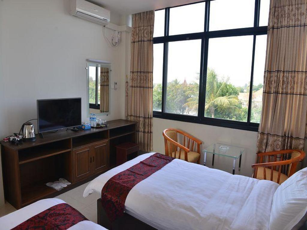 Hotel Myitkyinā Szoba fotó
